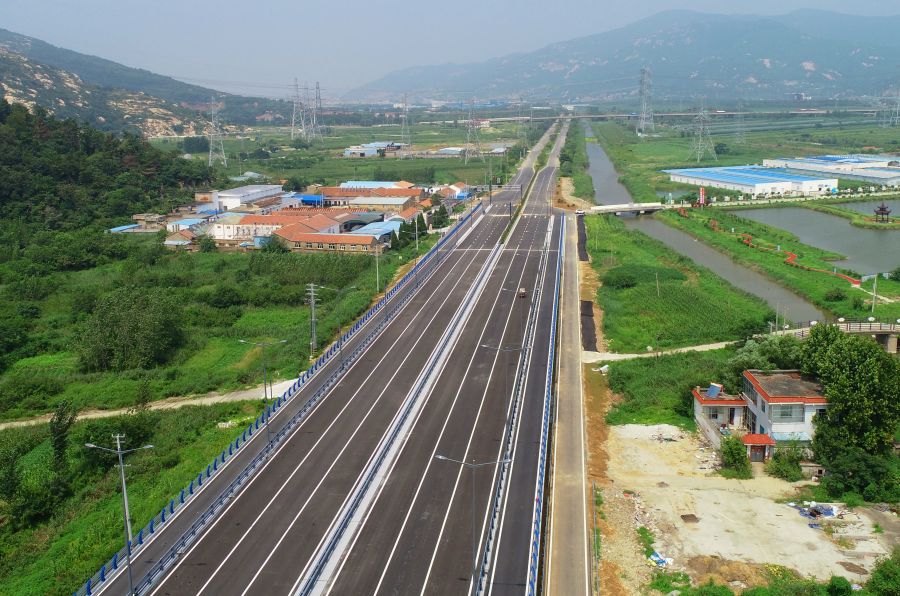 连云港市珠江路与园区铁路专用线交叉工程荣获江苏省"扬子杯"优质工程