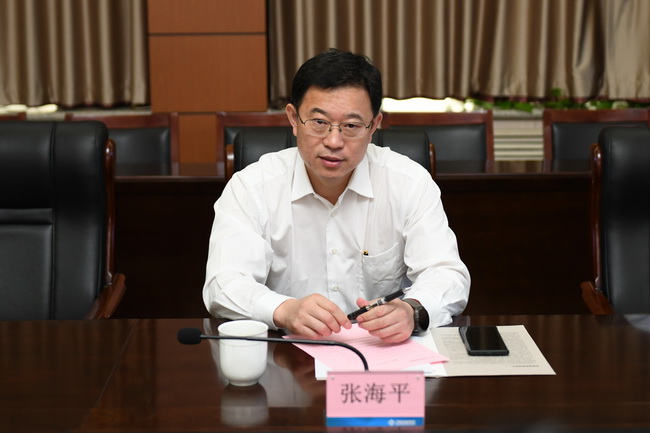 建设集团董事长张海平总经理史海成来集团调研指导工作